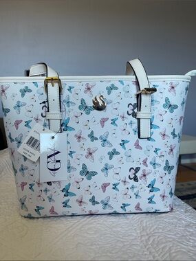 Gloria Vanderbilt White Butterfly Print Tote Bag